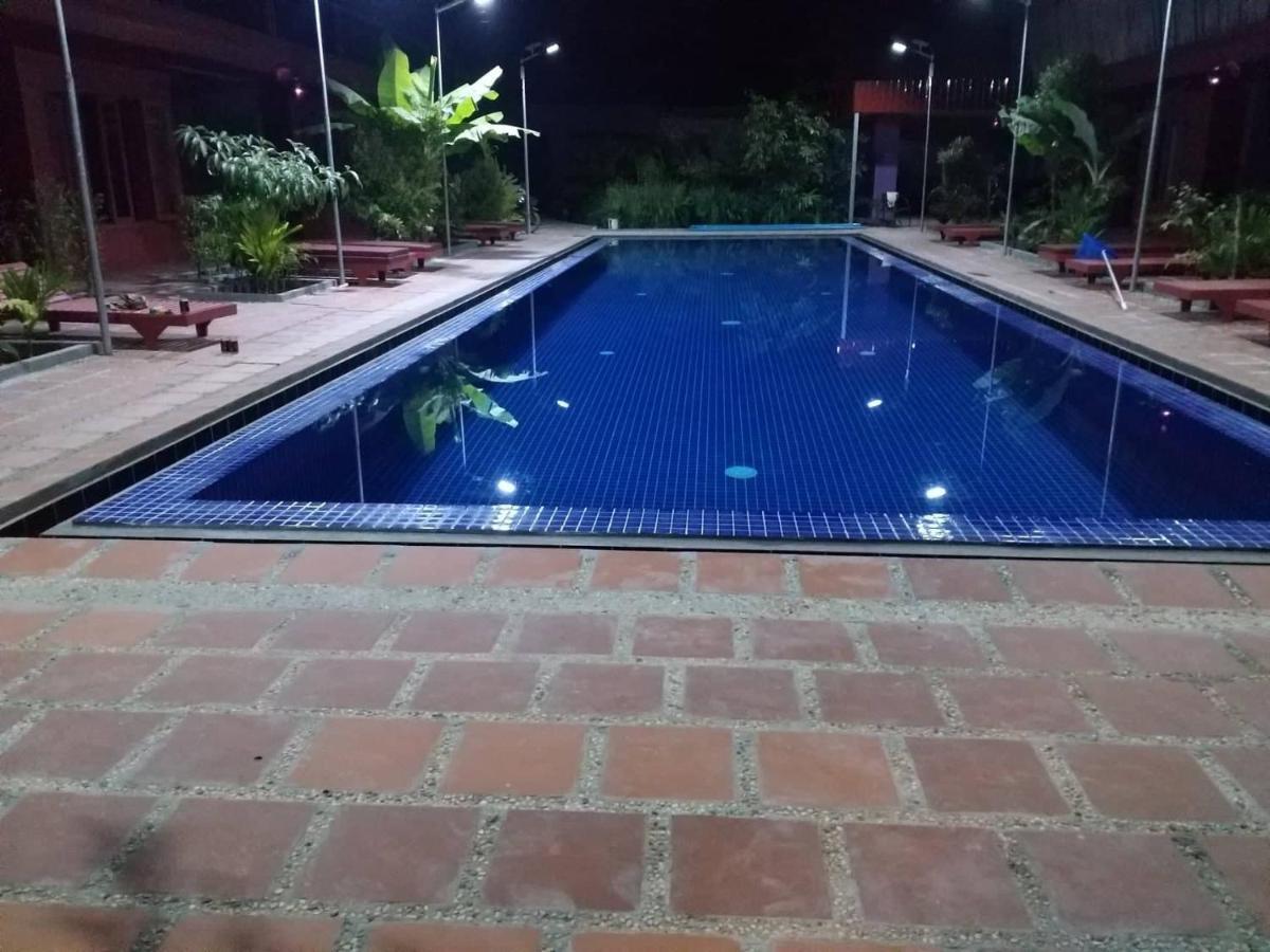 Green Empire Resort Ciudad de Siem Riep Exterior foto
